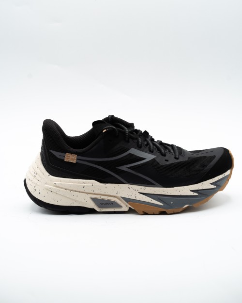 Sneakers DIADORA...