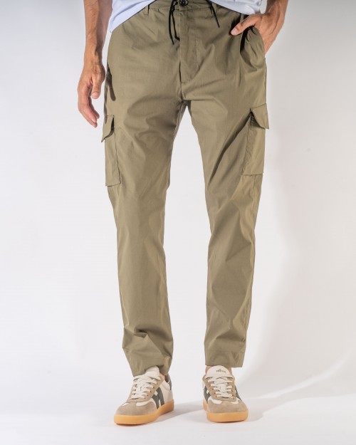 Pantalons cargo NINE IN THE...