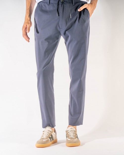 Pantalons NINE IN THE...